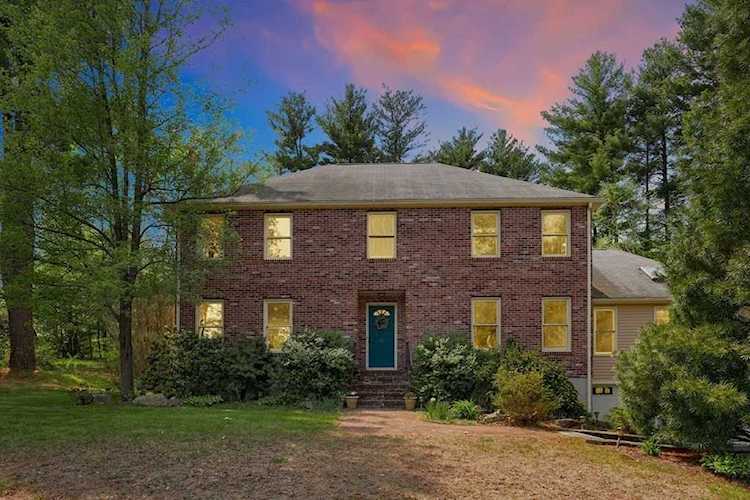 Robin Hood Marlborough, 29 Donahue Drive, MA, home for sale, MLS#:73105772 Photo 1