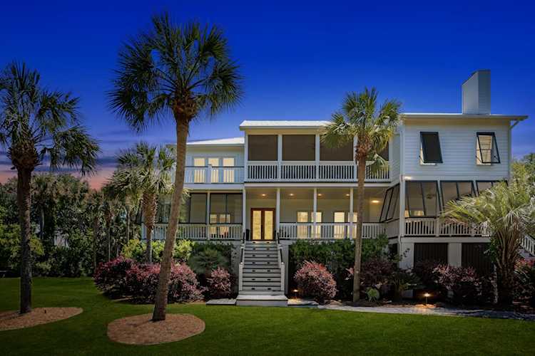 24 Fairway Village Ln Isle of Palms, SC 29451