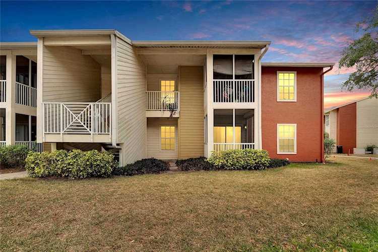 209 Lake Brook CIRCLE #104 Brandon, FL 33511