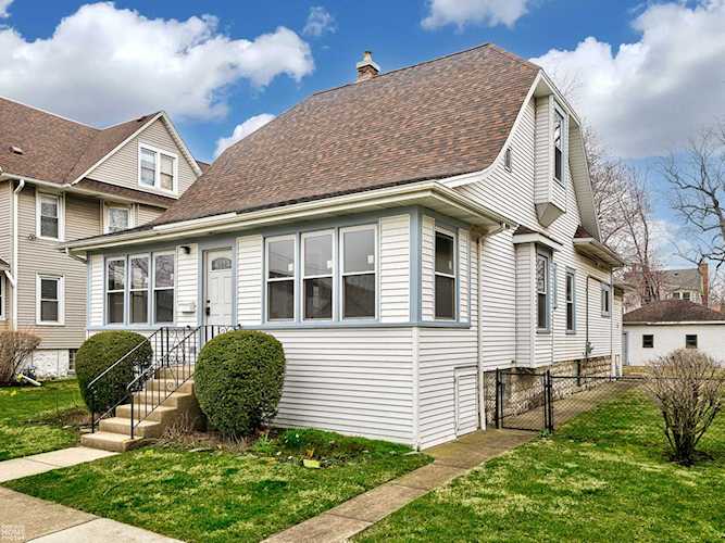 3421 Maple Ave Berwyn, IL 60402 | MLS 11780223 Photo 1