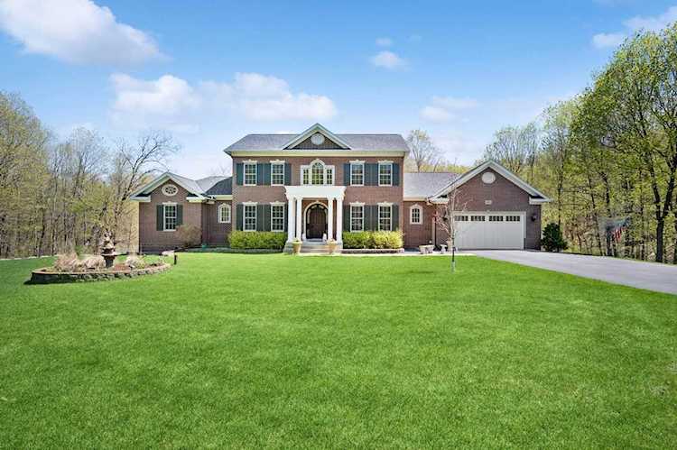 MLS 6367325 | Hennepin County home for sale | Shorewood Photo 1