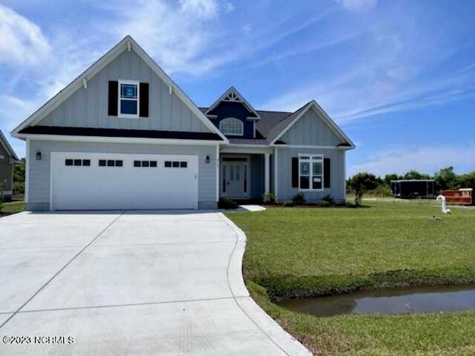 413 Taylorwood Drive Beaufort, NC 28516
