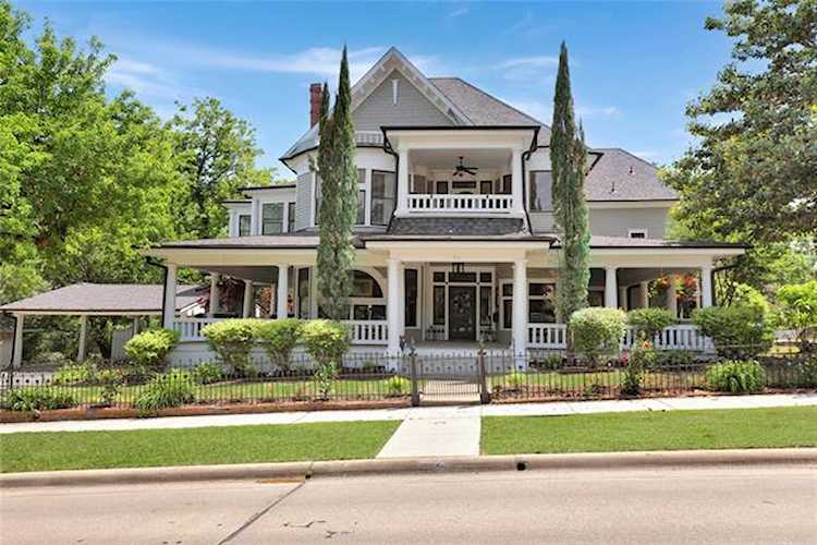 511 W Virginia Street McKinney, TX 75069