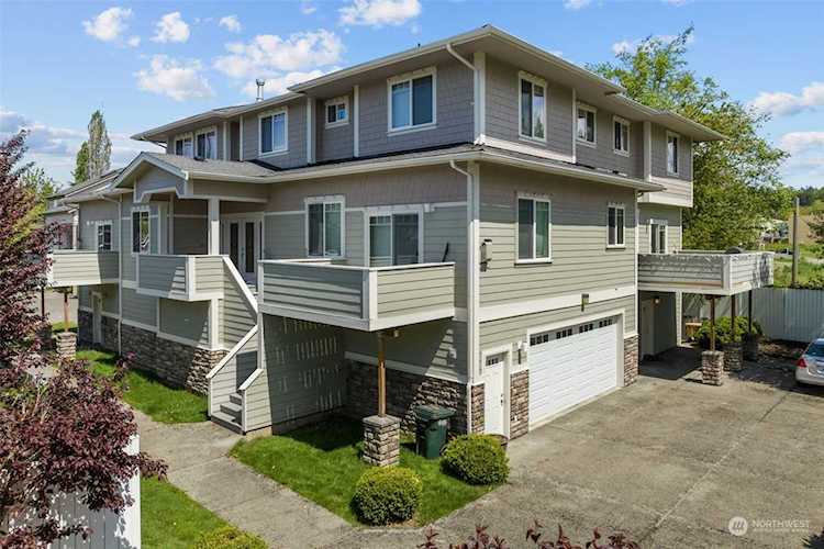 808 27th Ave Milton, WA 98354
