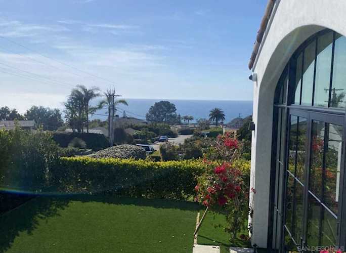 574 Amphitheatre Dr Del Mar, CA 92014
