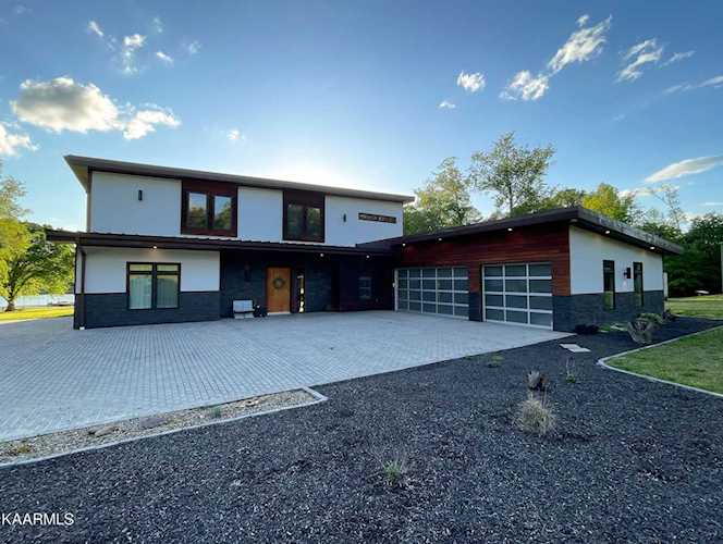 918 Paint Rock Ferry Rd Kingston, TN 37763