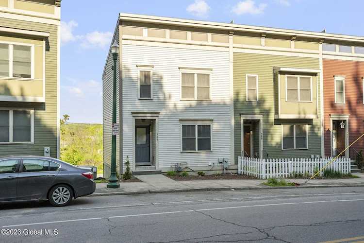 707 Burden Ave Troy, NY 12180