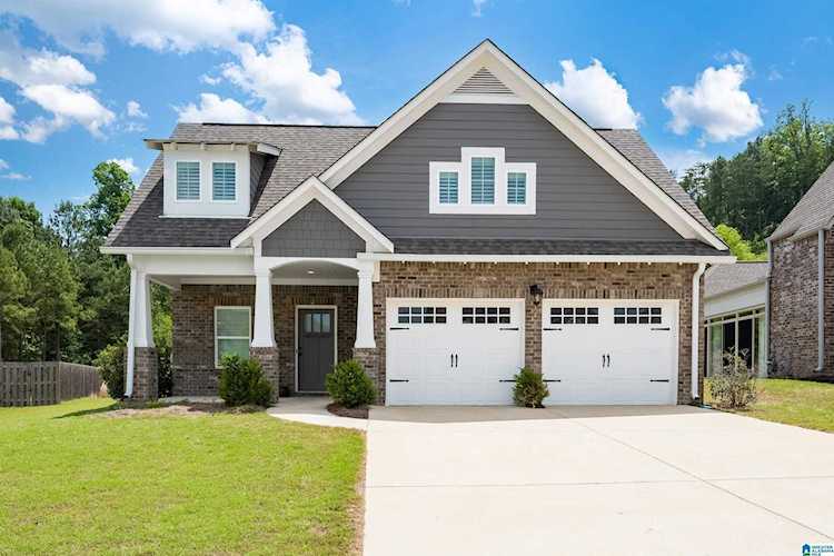 1352 Woodridge Place Gardendale, AL 35071