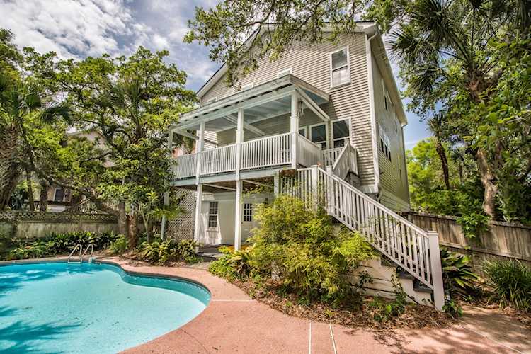 311 W Indian Ave Folly Beach, SC 29439