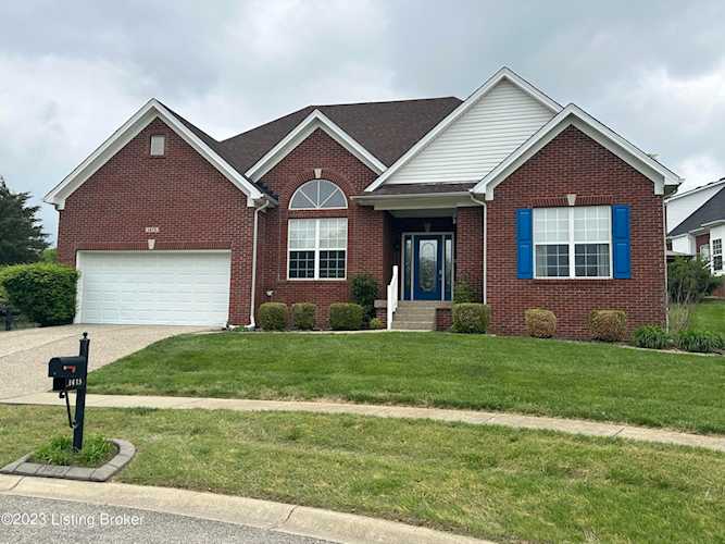 1415 Rutland Club Ct Louisville, KY 40245