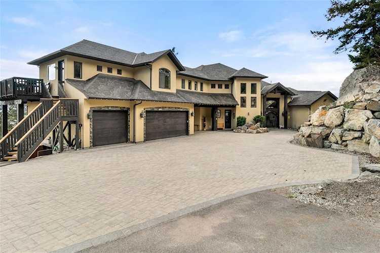 5500 Rockface Road Kelowna, BC V1X7V7