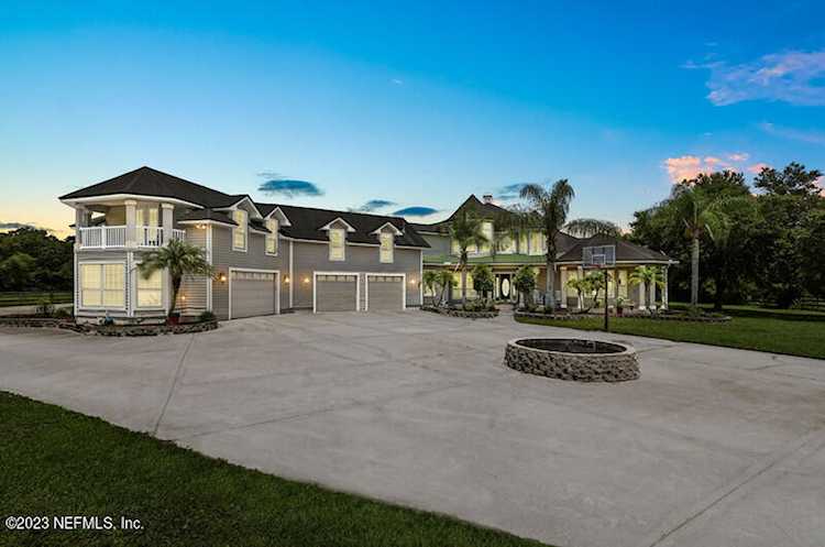 1595 Scott RD St Johns, FL 32259