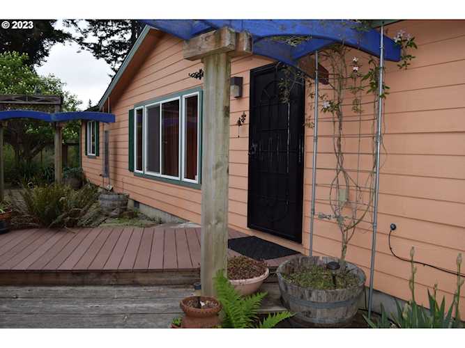 45320 Highway 101 Sixes, OR 97476