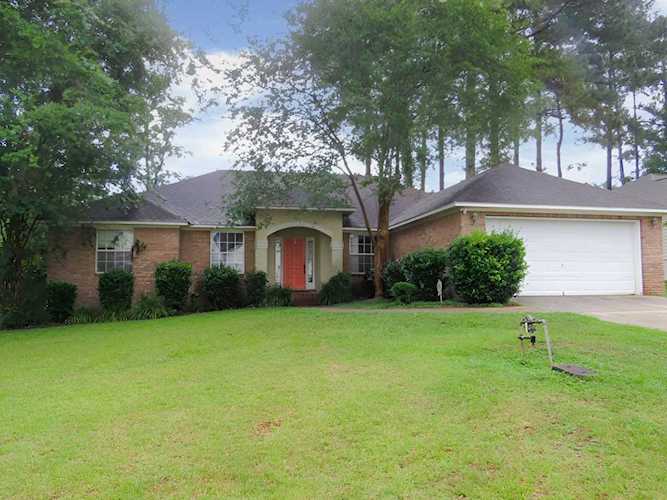 831 Piney Village Loop Tallahassee, FL 32311