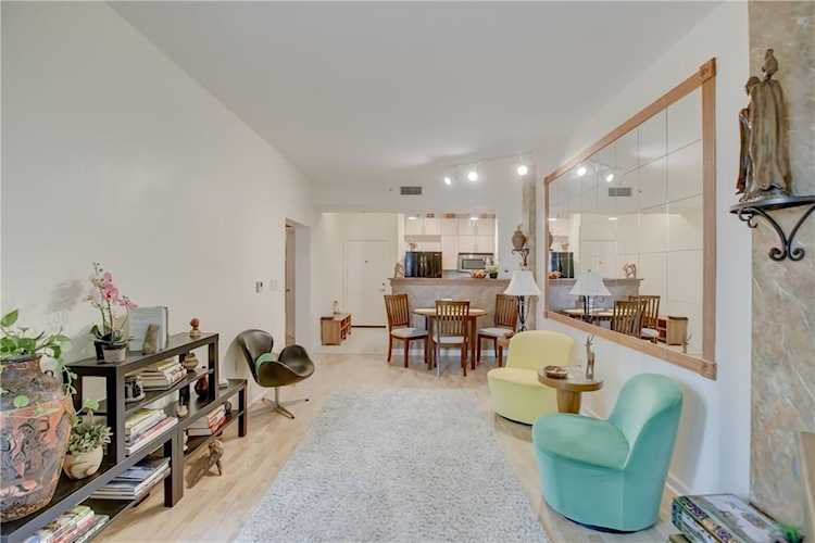 533 NE 3rd Ave #111 Fort Lauderdale, FL 33301
