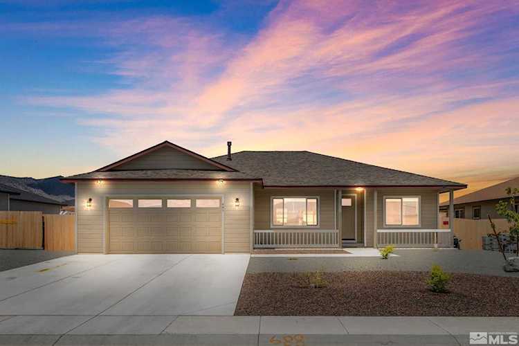 688 Teakwood Dayton, NV 89403