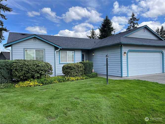 15407 8th Avenue Ct E Tacoma, WA 98445
