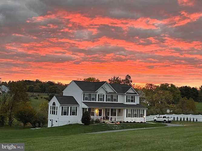 39068 Irish Corner Rd Lovettsville, VA 20180 | MLS VALO2047662 Photo 1