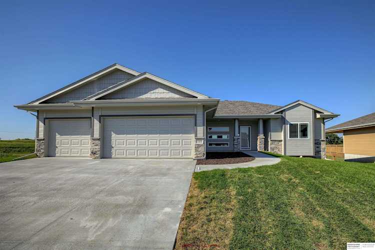 12404 Quail Dr Bellevue, NE 68123