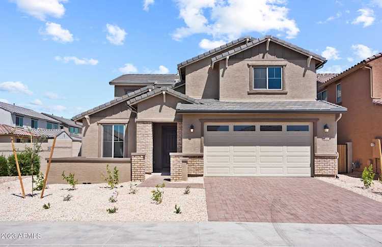 5757 N 88th Lane Glendale, AZ 85305 | MLS 6556019 Photo 1