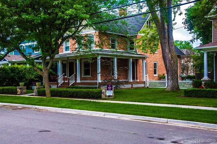 314 W 4th Rochester, MI 48307