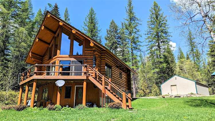 850 Bailey Dr Columbia Falls, MT 59912