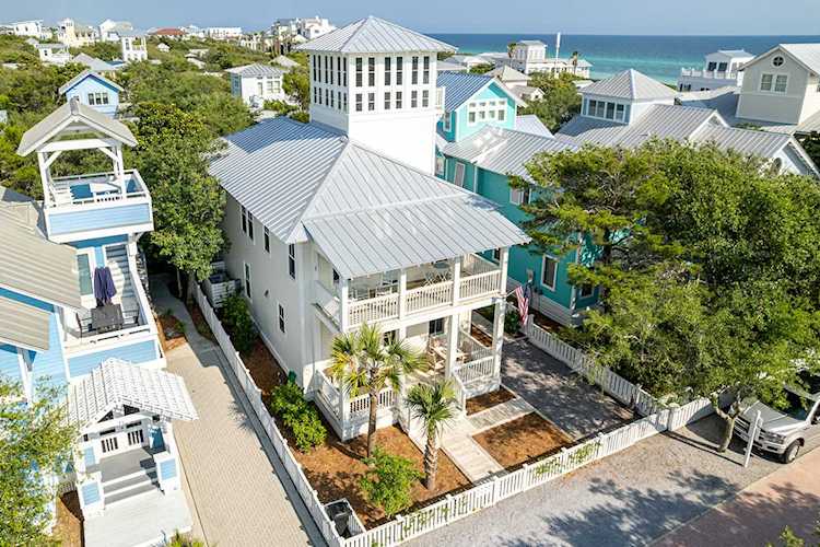36 E Ruskin St Santa Rosa Beach, FL 32459