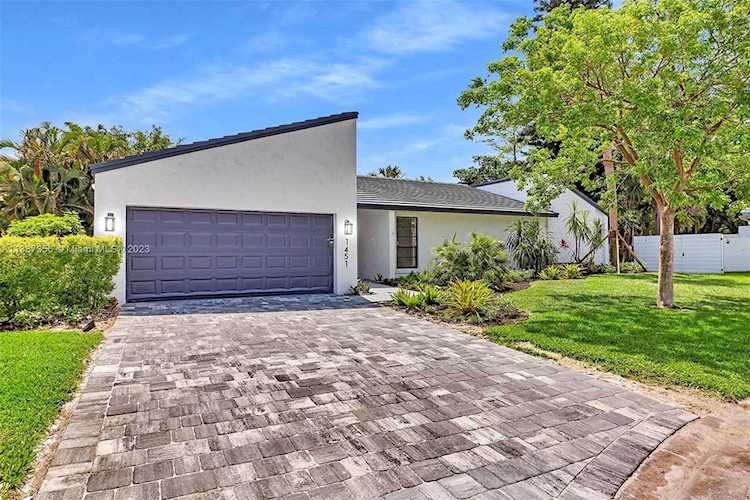 1451 NW 81st Ave Coral Springs, FL 33071
