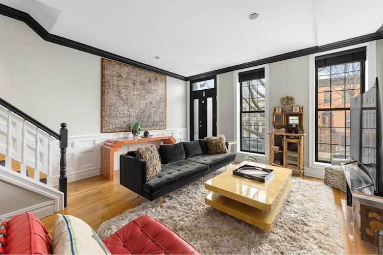 706 Hancock St Brooklyn, NY 11233