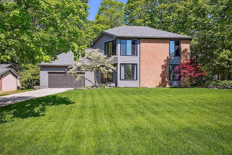 631 Sycamore Place Gahanna, OH 43230 | Vision Realty Inc. Photo 1