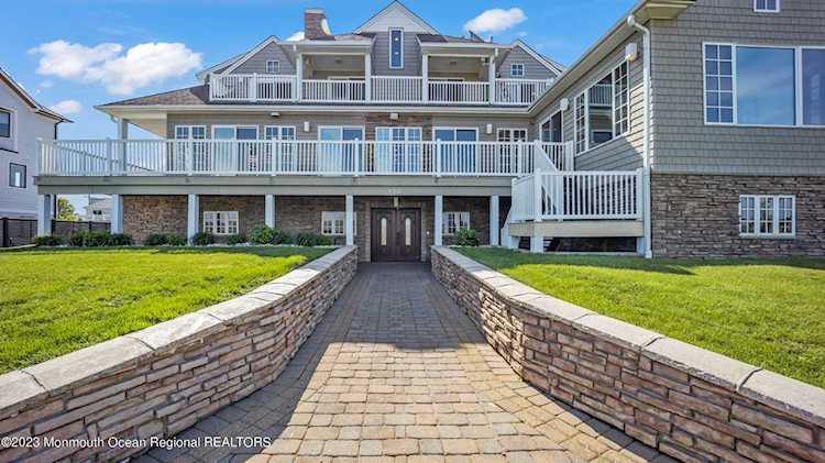 102 Ocean Ave N Monmouth Beach, NJ 07750