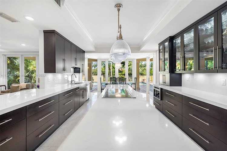 121 Gavilan Ave Coral Gables, FL 33143