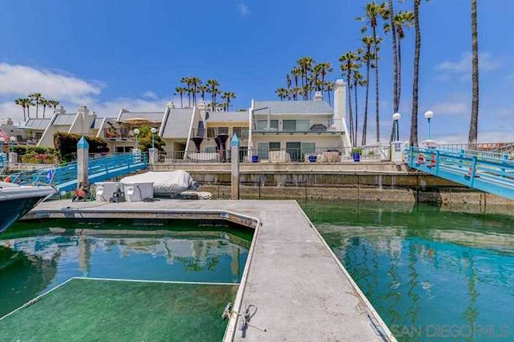 42 Antigua Ct Coronado, CA 92118