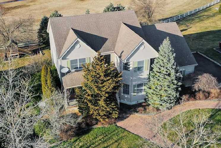37 Matrick Ct Hillsborough Twp., NJ 08844 | MLS 3834394 Photo 1
