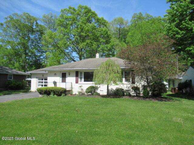 57 Brockley Dr Delmar, NY 12054