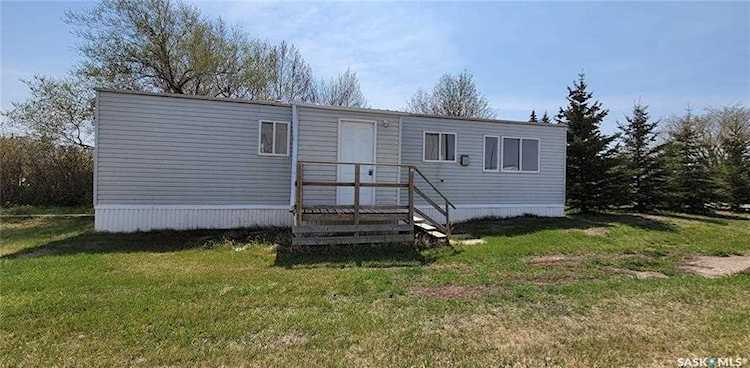202 E 6th St Wilkie, SK S0K 4W0