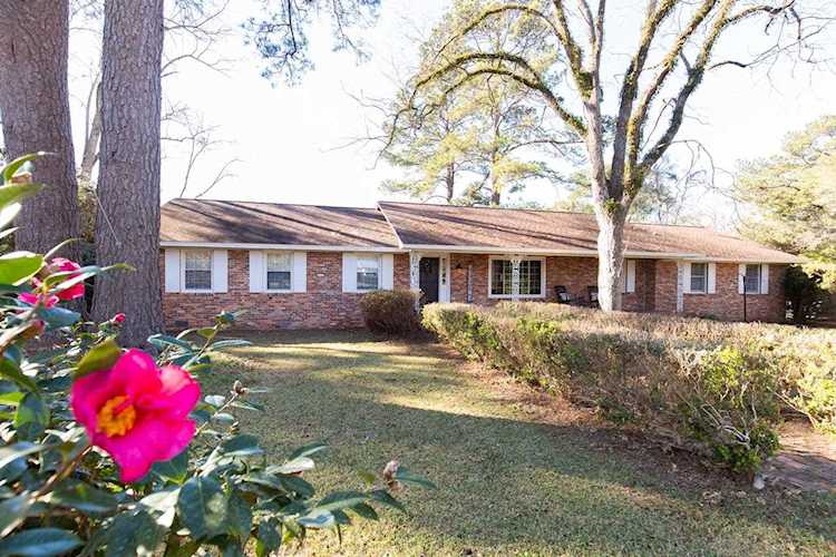 25 W Hunter Ln Monticello, FL 32344