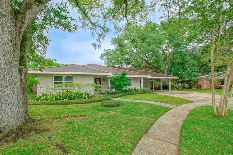 10136 Walden Dr River Ridge, LA 70123