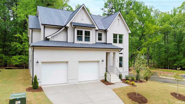 127 Sanderway Drive Chapel Hill, NC 27516