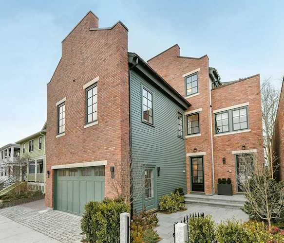 173-177 Huron Avenue #173 Cambridge, MA 02138