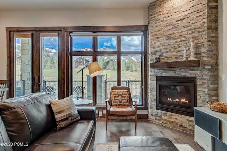 3793 Blackstone Dr Park City, UT 84098