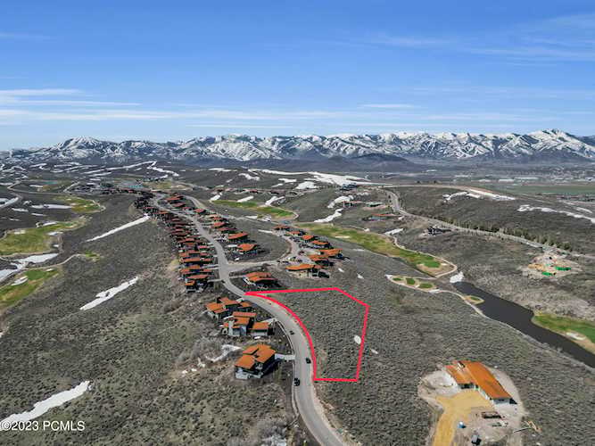 7085 Golden Bear Loop West Park City, UT 84098