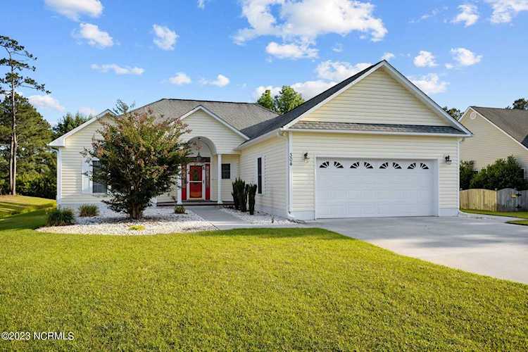 304 Divot Court Swansboro, NC 28584