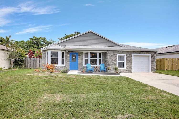 13531 SW 10th Pl Davie, FL 33325