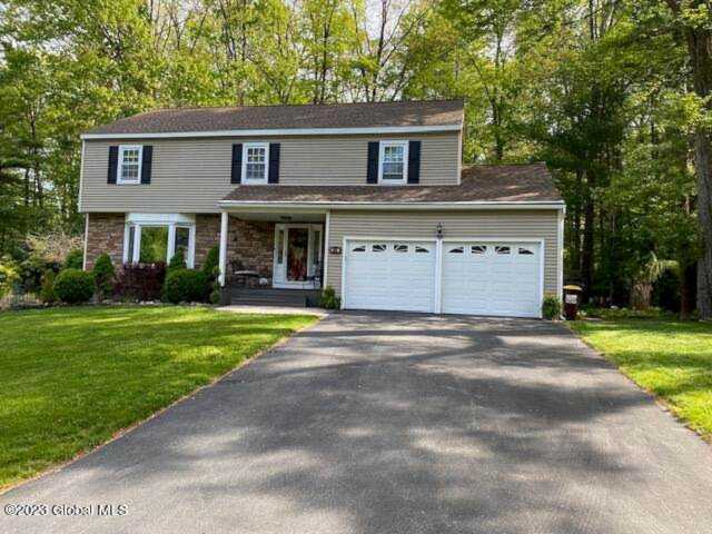 609 Washington Ct Guilderland, NY 12084