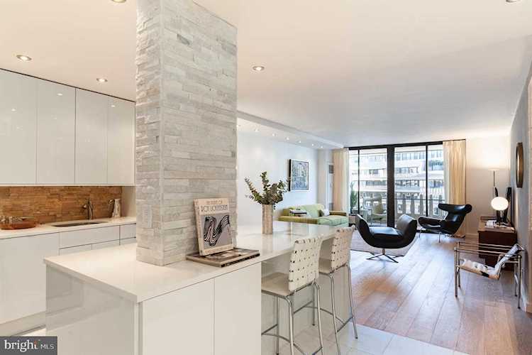 700 New Hampshire Ave NW #1216 Washington, DC 20037