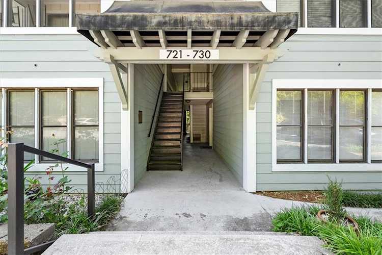 724 Summit North Drive NE Atlanta, GA 30324