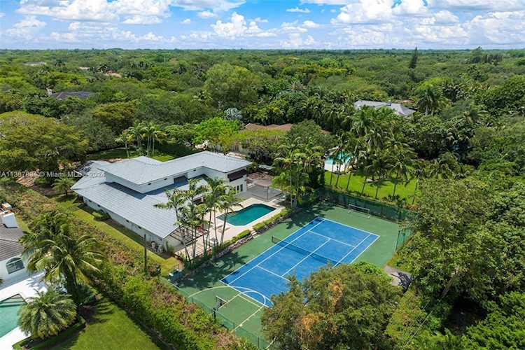 8920 SW 61st Ct Pinecrest, FL 33156