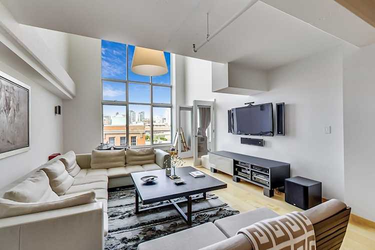 25 Channel Center St #809 Boston, MA 02210