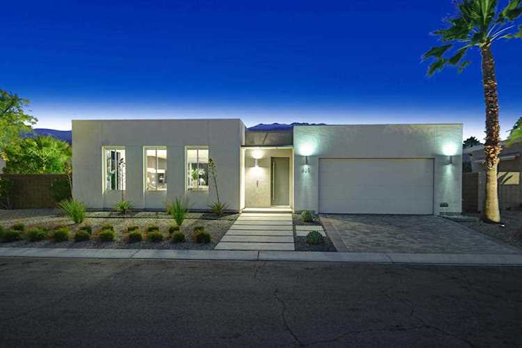 635 Cache Ln Palm Springs, CA 92262